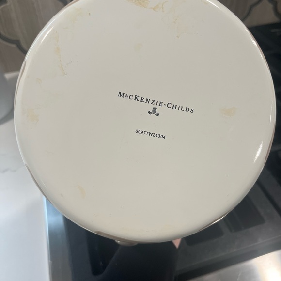 Mocha Check Tea Kettle with Wooden Handle - Picture 4 of 4